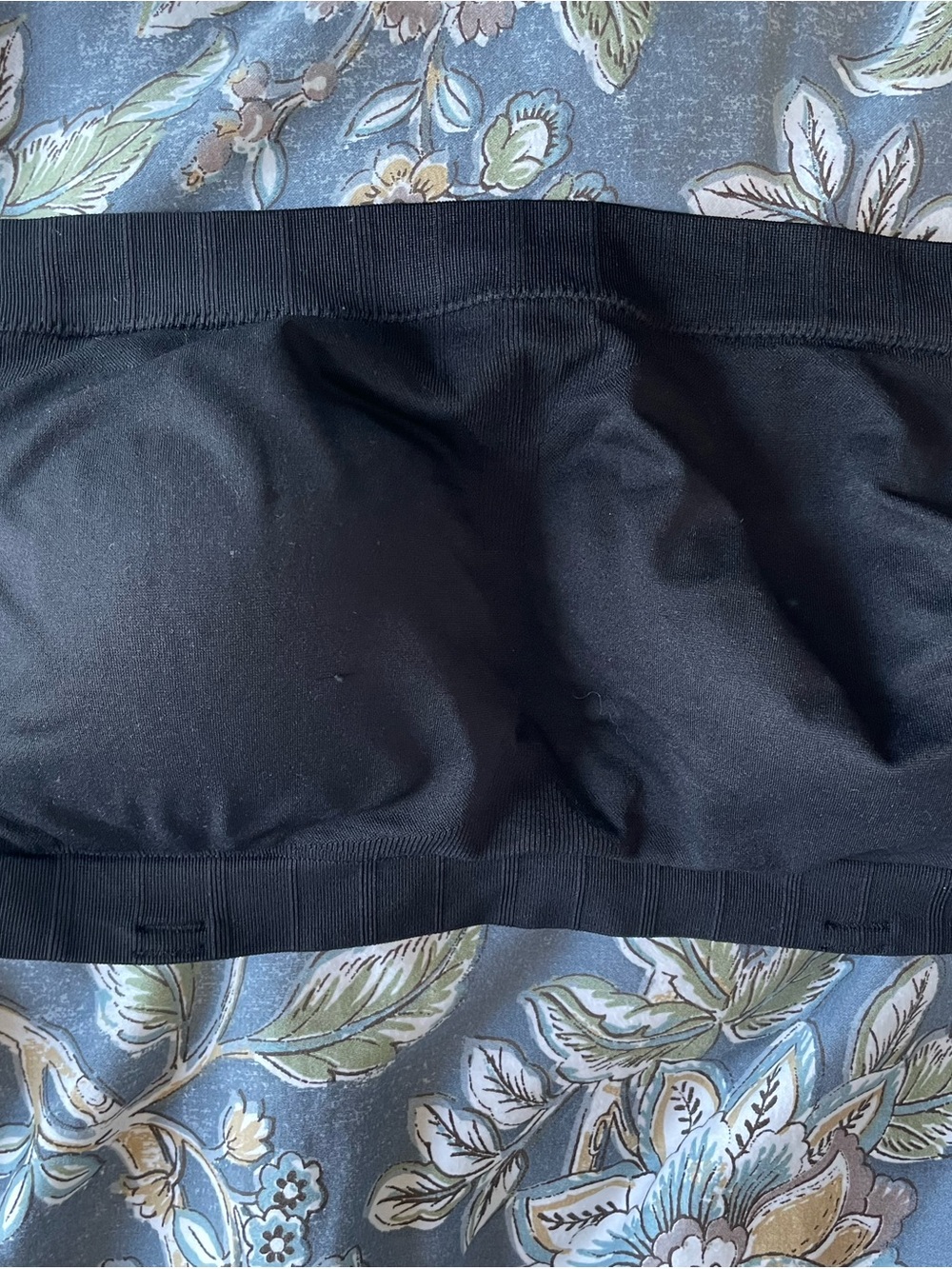 Seamless Black Bandeau Tube Top - Women